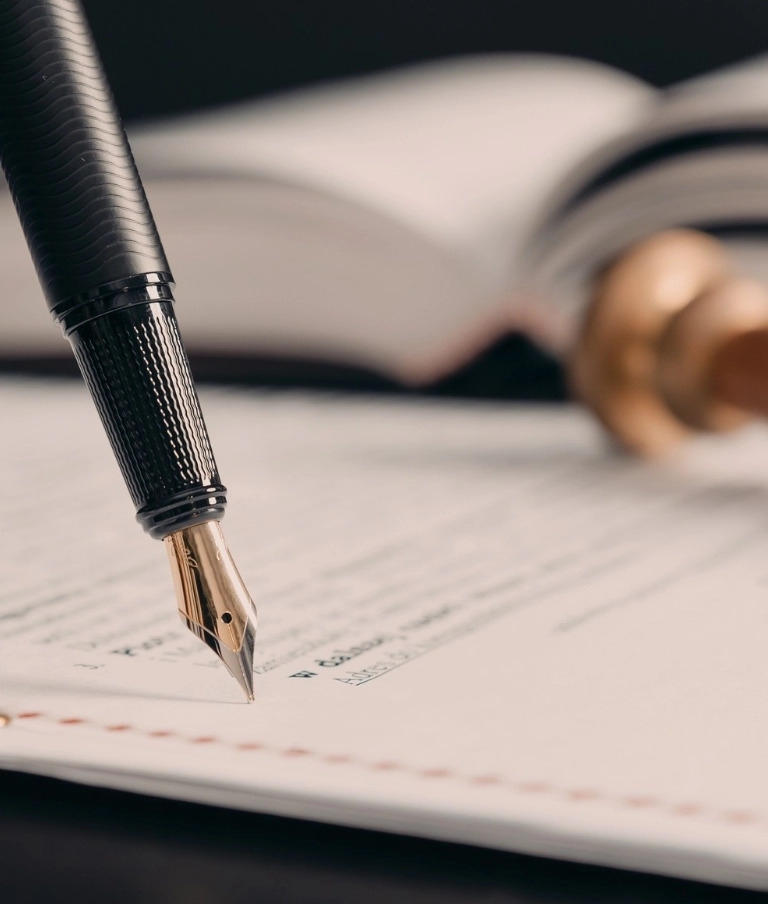 Dlaczego warto sporządzić testament i czym różni się testament własnoręczny od notarialnego?